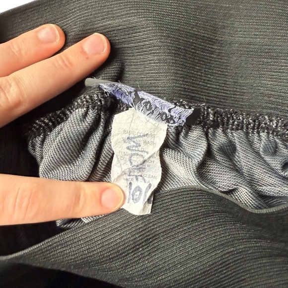 4/$25 Basic Colors Girls Black Knee Length Skirt with Elastic Waist Size 10/12 - Picture 5 of 7